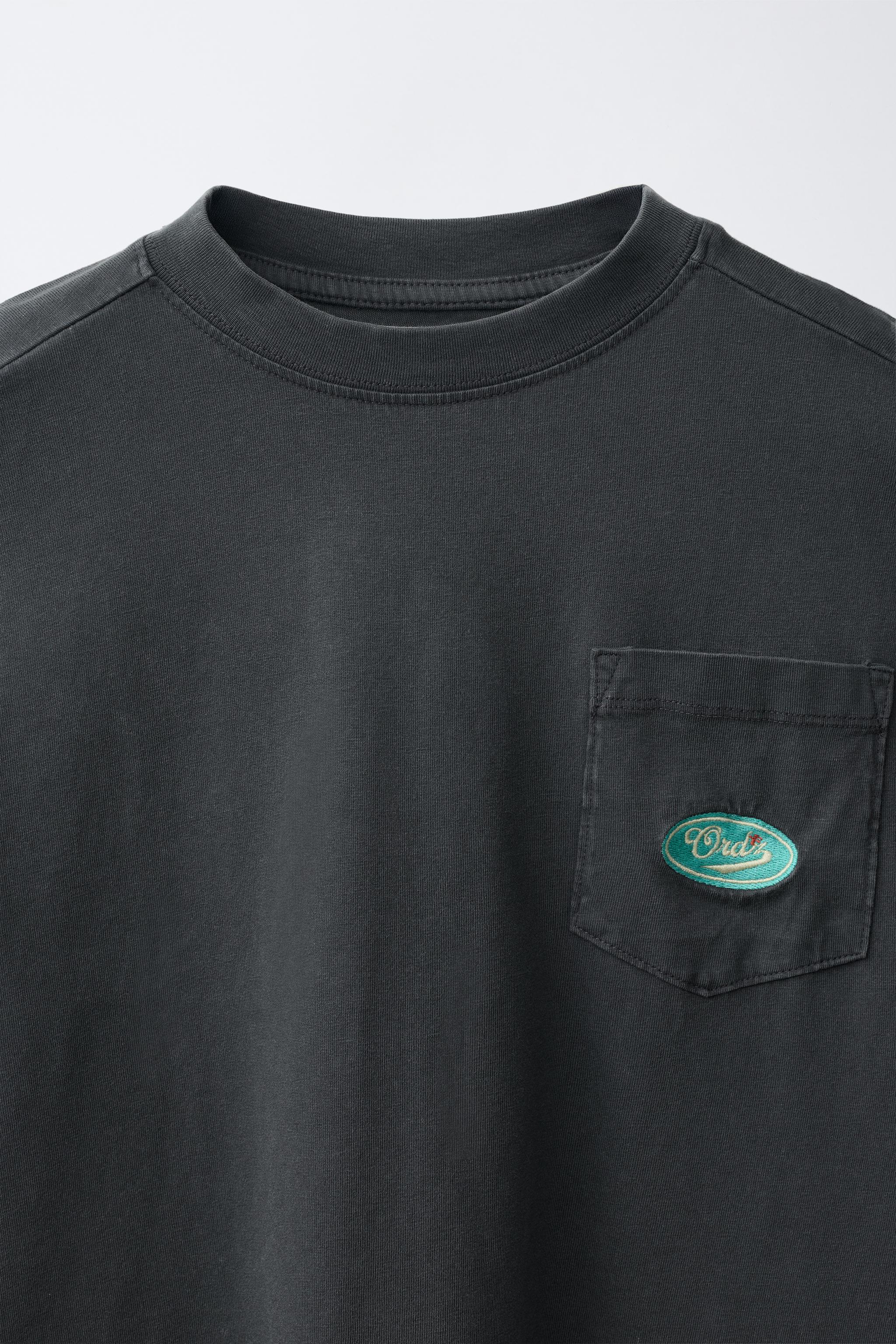 WASHED EFFECT EMBROIDERED LOGO POCKET T-SHIRT